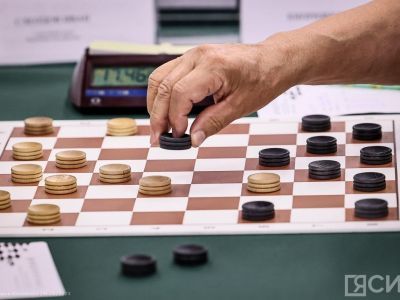 В Якутске состоялся турнир по шашкам на призы Николая Саввинова