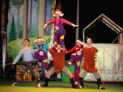 Билеты на Три поросёнка (Алеко) / Театр | Афиша | ИнфоТаймс