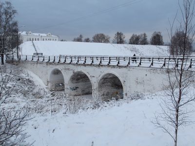 Мост над Кремлевским рвом