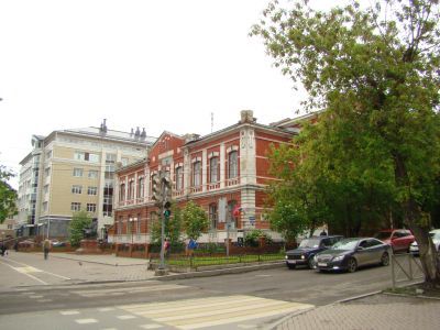 Здание, где во 2-й клинической больнице работали ученые-медики В.Ф.Симонович, А.Л.Фенелонов, А.В.Селезнев и др.