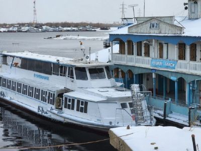 Трансфер пассажиров поезда через реку Лену 21 октября выполнят на теплоходе