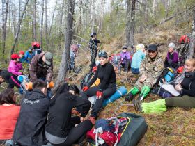 Водопады и ледяные пещеры скал Еланка Куччугуй Кэтэмэ - скалы Еланки - п. Еланка