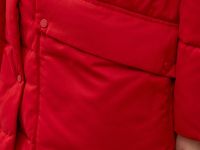 Утепленное пальто с капюшоном