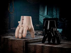 24CB104QQGS Фигурка QueSera - Stranger hands