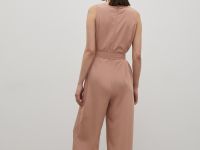 Комбинезон с v-образным вырезом