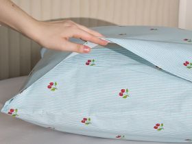 Комплект наволочек Вишневая полоска/Cherry stripe