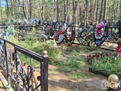 На кладбищах Якутска будут уменьшать размеры оградок