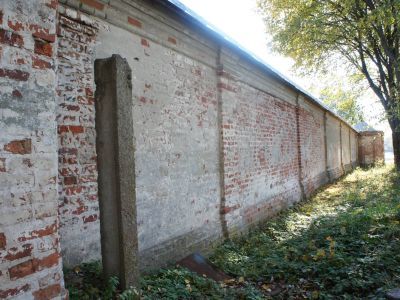 Стены и башни