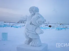 В Якутске наградили победителей и участников конкурса ледовых и снежных скульптур среди детей