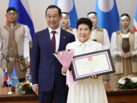 Госнаграды вручили якутянам в преддверии Дня республики