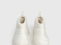 Сапоги-дутики, Белый