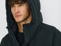 Утеплённая куртка с капюшоном, Черный