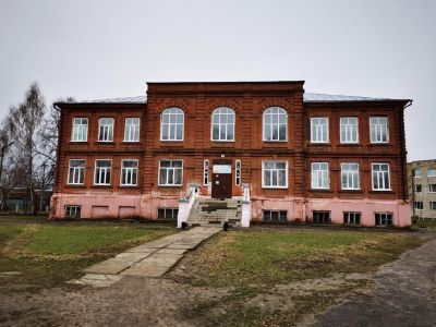 Здание, где 11 марта 1919 г. была организована первая в городе комсомольская ячейка