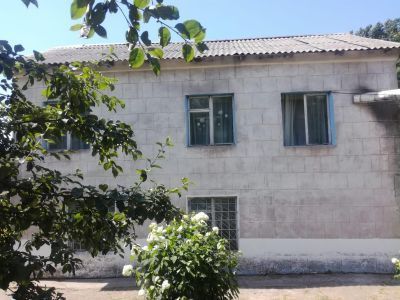 Тепличная сельская библиотека