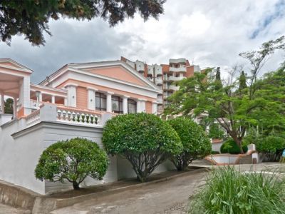 Клуб-столовая санатория «Алушта»