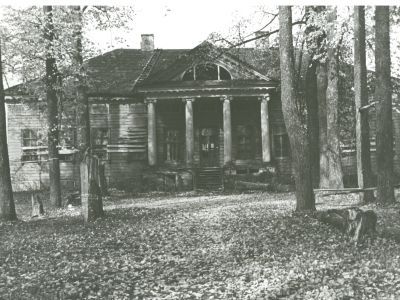 Главный дом (деревянный)