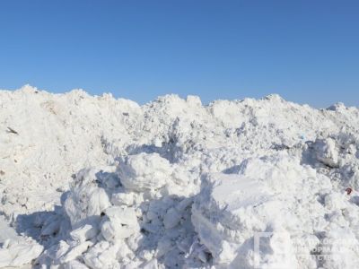 В Якутии полицейские спасли уснувшего в сугробе ребенка