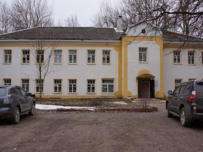 Усадебный дом