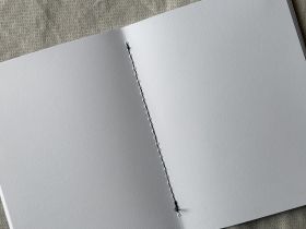Скетчбук для графики Малевичъ "GrafArt white" 15x20 см 20 л 160 г, синий