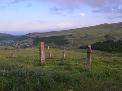 Участок древнего кладбища на территории общесельского