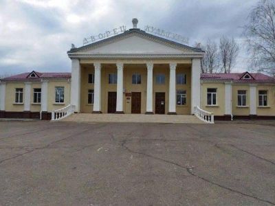 Дворец культуры с. п. Новолеушковского