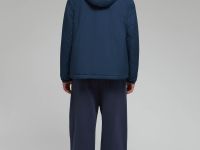 Утепленная куртка с капюшоном