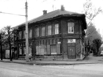 Дом жилой с лавкой