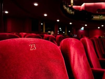 В кинотеатрах вместо отменённых западных премьер покажут отечественные фильмы