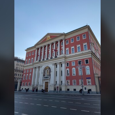 «Как передвигали дома на Тверской» — авторский тур