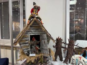 В Якутске открылась выставка «Бал снежной долины»