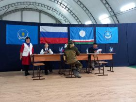 Фотоподборка: как проходит Единый день голосования в Якутии