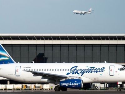 Самолет авиакомпании «Якутия» выкатился за пределы полосы в чукотском аэропорту