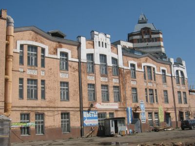 Производственный корпус обувной фабрики. Модерн. промышл. архитектуры