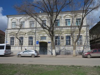 Дом Сурабекова