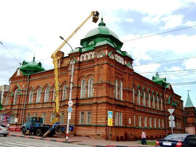 Здание бывшего Симбирского уездного земства, где 10 декабря 1917 года на Пленуме Совета рабочих и солдатских депутатов была провозглашена Советская Власть в Симбирске