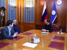 Владимир Модосян будет тренировать якутских борцов Льва Павлова и Константина Капрынова