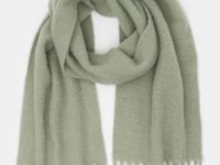 Шарф с добавлением шерсти и бахромой