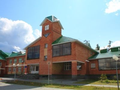 Центр культуры и спорта «Лыхма»