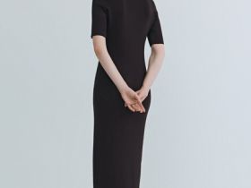 Платье в рубчик с воротником поло, Коричневый