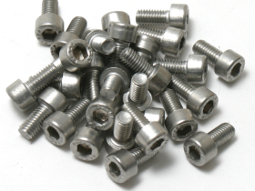 Универсальные болты DIN912 A2 для крепления аксессуаров к раме (серебристый 10 мм M6)
