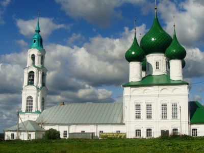 Церковь Воскресения с колокольней