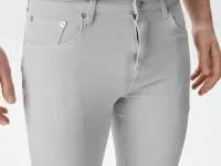 Мужские джинсы Lacoste приталенного кроя