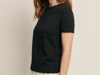 Футболка полуприлегающего силуэта