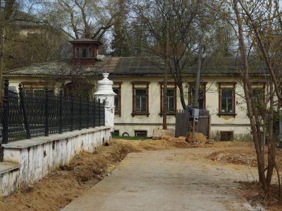 Дом, в котором жил талантливый вятский архитектор Чарушин Иван Аполлонович (1862 - 1945 гг.)