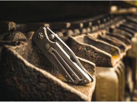 Складной нож Boker Sherman-Damast, сталь дамаск, рукоять микарта