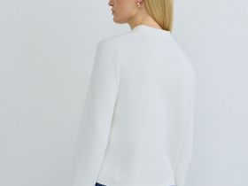 Кардиган на пуговицах, Белый