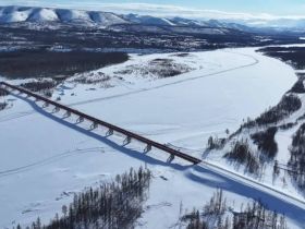Айсен Николаев принял участие в открытии двух мостов в Томпонском районе