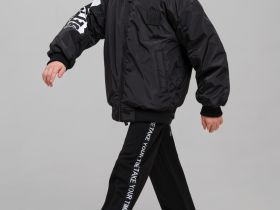 Куртка текстильная с полиуретановым покрытием для мальчиков