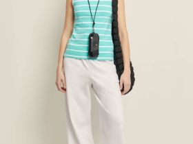 Майка приталенного силуэта в полоску