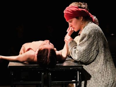 Билеты на Под одной крышей (Tеатr 101) / Театр | Афиша | ИнфоТаймс